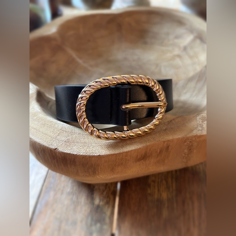 Chic Black Statement Belt - Gold Rope Textured Buckle - Sizes M & L - Picture 11 of 11